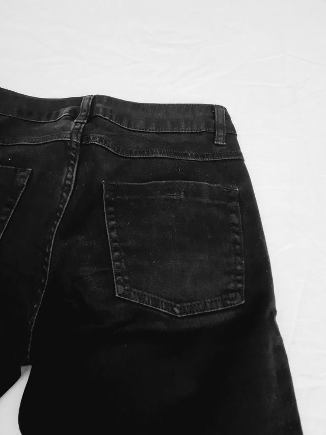 Jeans nero con paillets