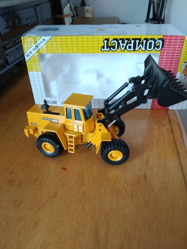 Pala cargadora volvo