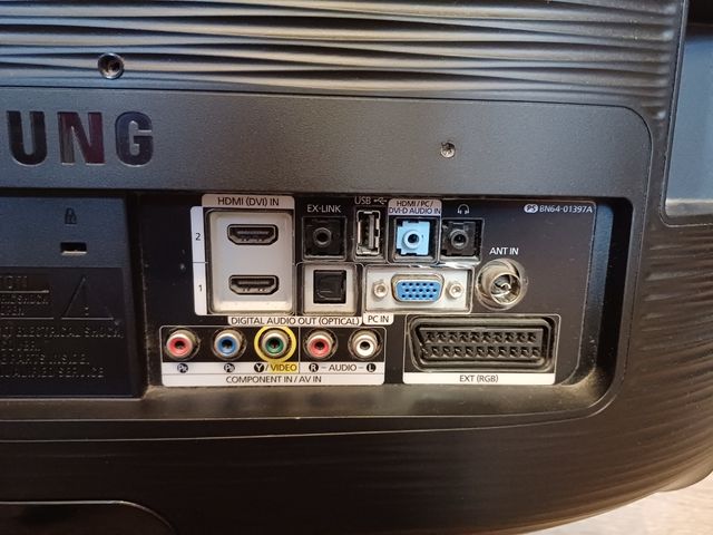 TV 22" SAMSUNG Syncmaster B2230HD