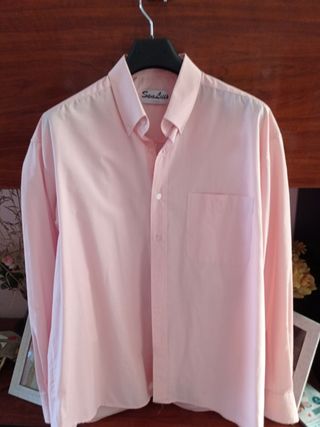 Camisa juvenil muy elegante y veraniega
