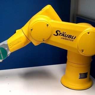 Robot Staubli TX60 con controlador CS8C