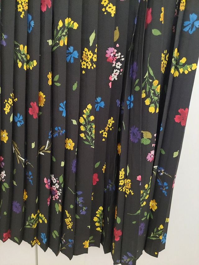 Falda plisada flores