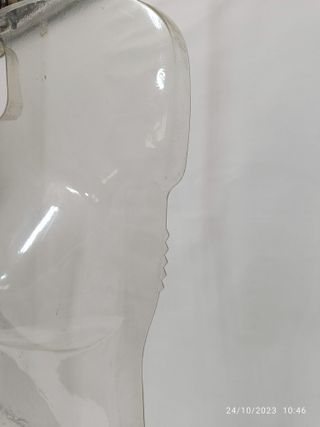 Maniquí de mujer. Busto de mujer.
