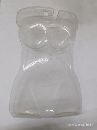 Maniquí de mujer. Busto de mujer.