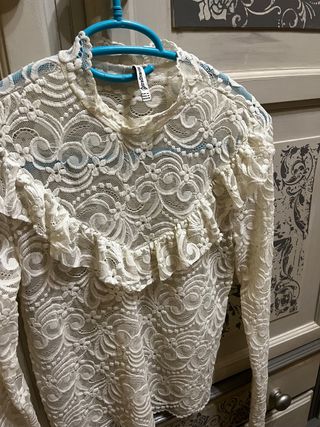 Blusa encaje