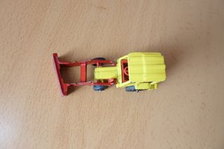 Corgi 3303 Tractor con Pala Massey Ferguson Años70