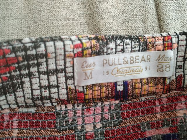 Falda étnica Pull and Bear