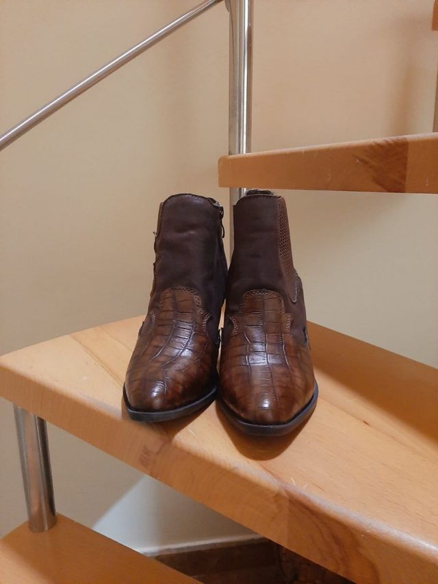 Botines del 36 de mujer