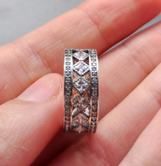 Anillo de plata