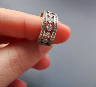 Anillo de plata