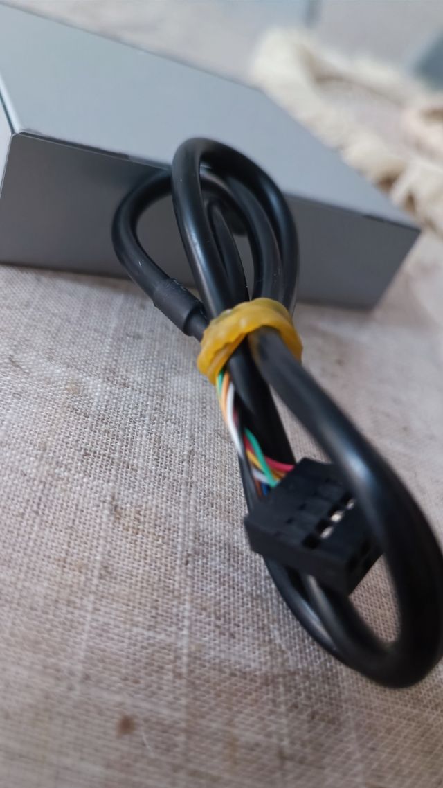 LECTOR DE TARJETAS PARA TORRE PC