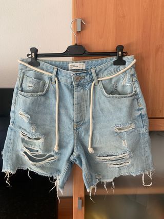 Pantalón de Zara