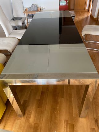 Mesa salón de cristal extensible