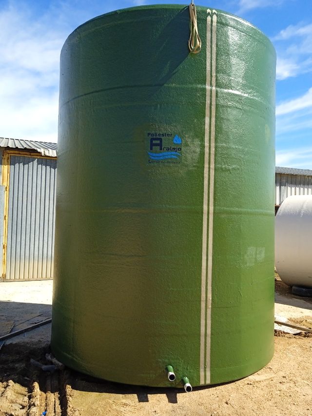 DEPÓSITO DE POLIÉSTER