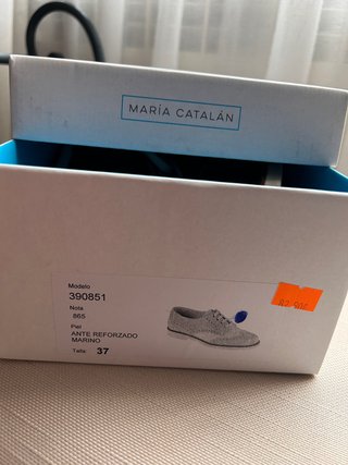 Zapatos de niño talla 37