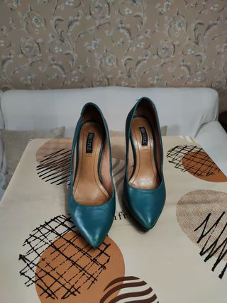 Tacones de piel cuplé talla 38