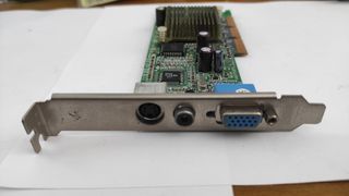Tarjeta gráfica VGA AGP Geforce2 MX400 64MB TV-OUT