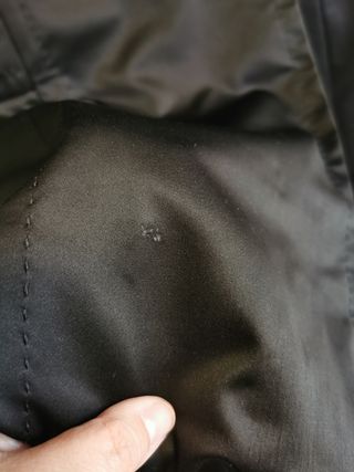 Gabardina de chica talla S de Mango.