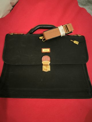 RELOJ PORTARRETRATOS Y CARTERAS EJECUTIVO.