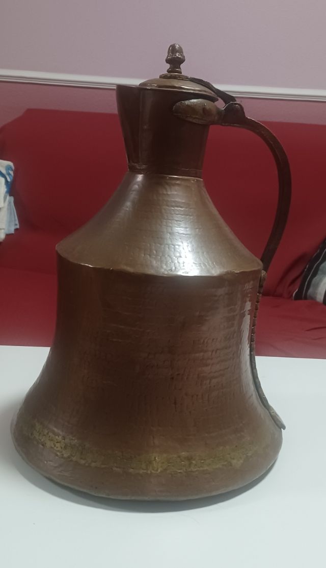 Jarra aceitera antigua