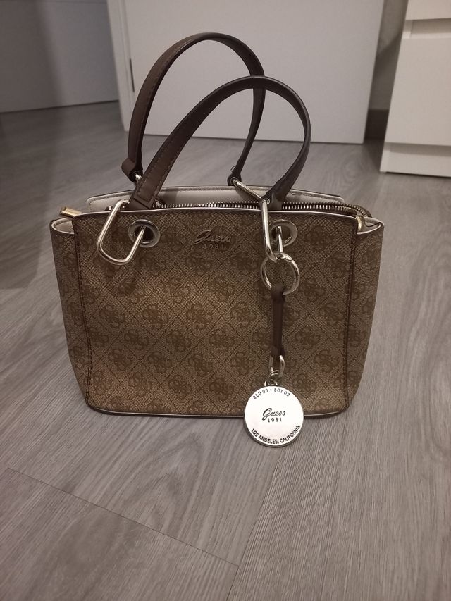 Bolso guess