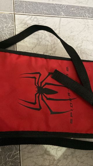 monopatin funda de spiderman