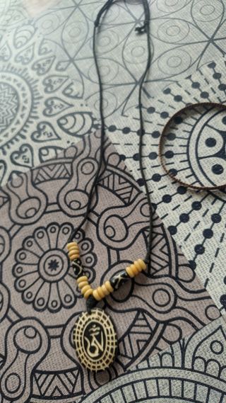 Pulseras y bisutería