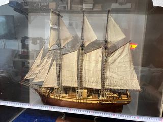 Cala Esmeralda modelismo naval