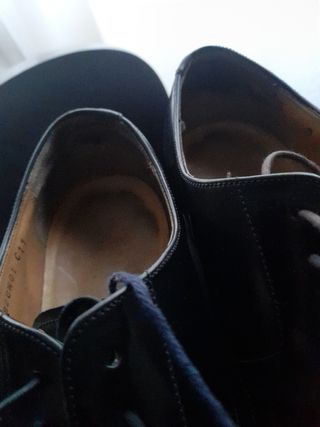 Zapatos piel Barker,talla 41