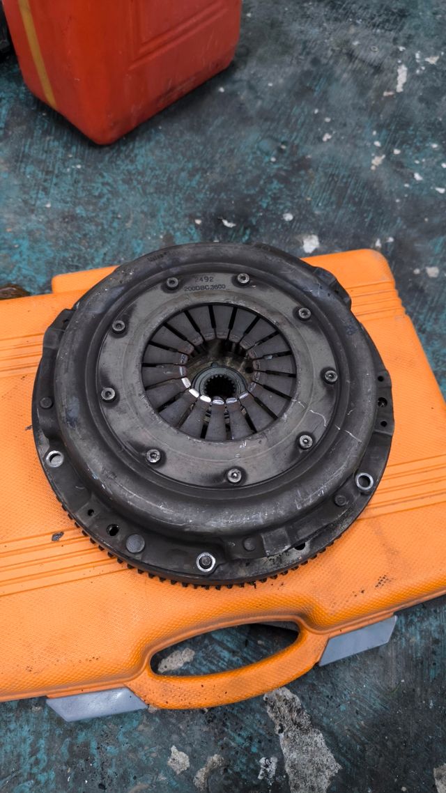 Volante y embrague Vitara 