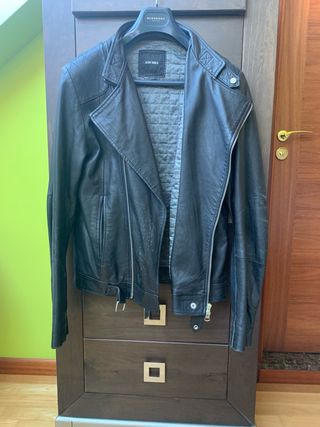 Cazadora Biker Cuero Marca Antony Morato.