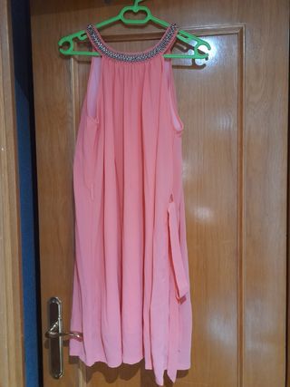 Vestido corto de color coral