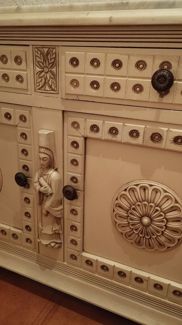 Mueble blanco tallado madera maciza OFERTA!!