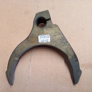 HORQUILLA CAJA CAMBIOS SEAT 850 133