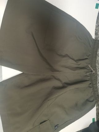 calções super frescos Tamanho L verde garrafa