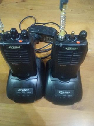 El Kirisun PT558 es un walkie-talkie .