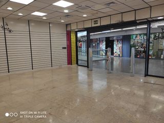 Oficina - Local en alquiler Centro comercial La Rambla