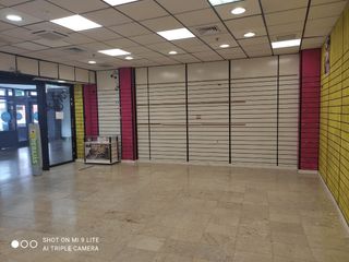 Oficina - Local en alquiler Centro comercial La Rambla