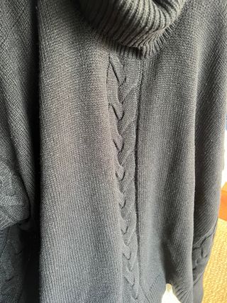 Poncho negro oversize 