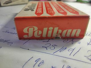 Caja antigua de ceras Pelikan