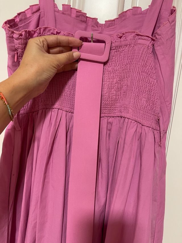 Vestido midi rosa