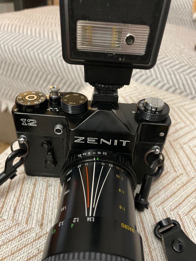 Camara de fotos Zenit 12