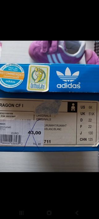 Scarpe bimba Adidas.