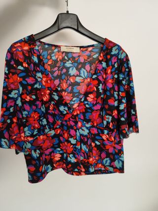 Blusa de flores Pull&Bear