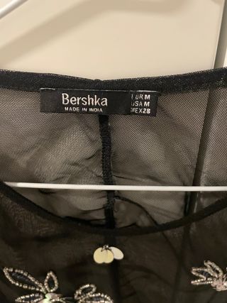 Top tul semitransparente con pedrería