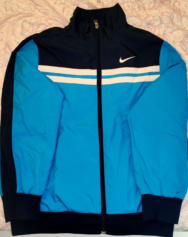 Sudadera Nike niño 12-13 años.