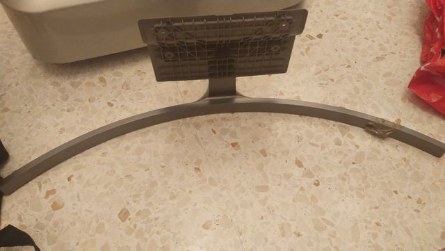 Pie de televisión lg