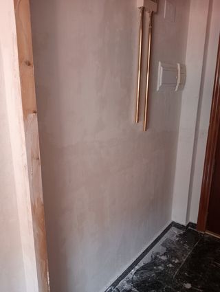 Pintor,cubre gotelet, tapa  grietas,etc.