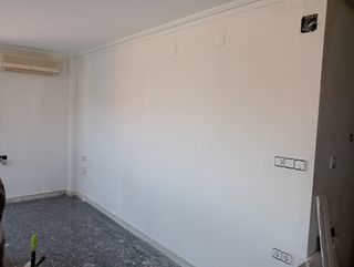 Pintor,cubre gotelet, tapa  grietas,etc.