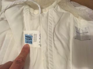 vestido de novia y velo bordado